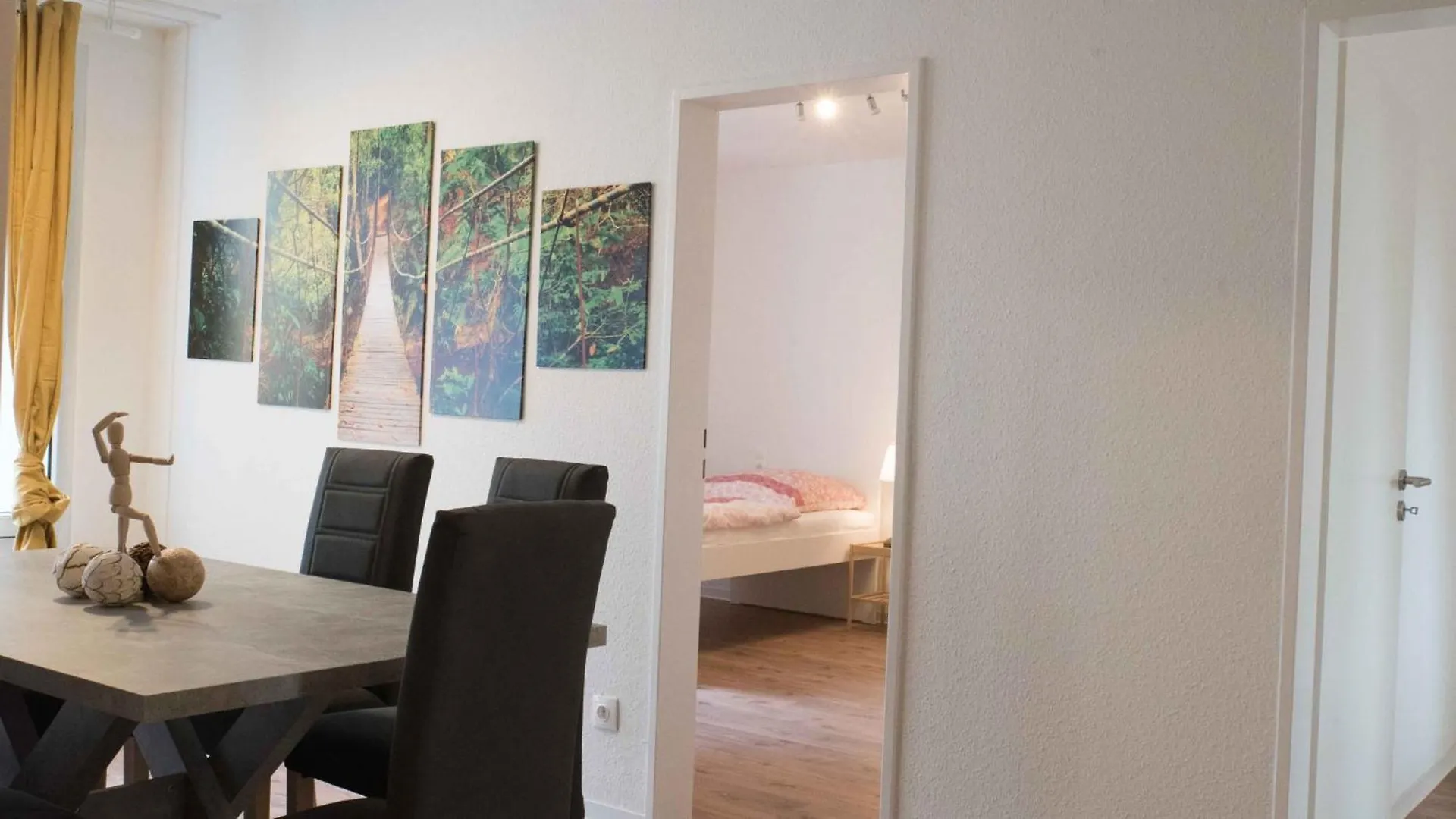 Apartment Work & Stay In Duesseldorf Germany